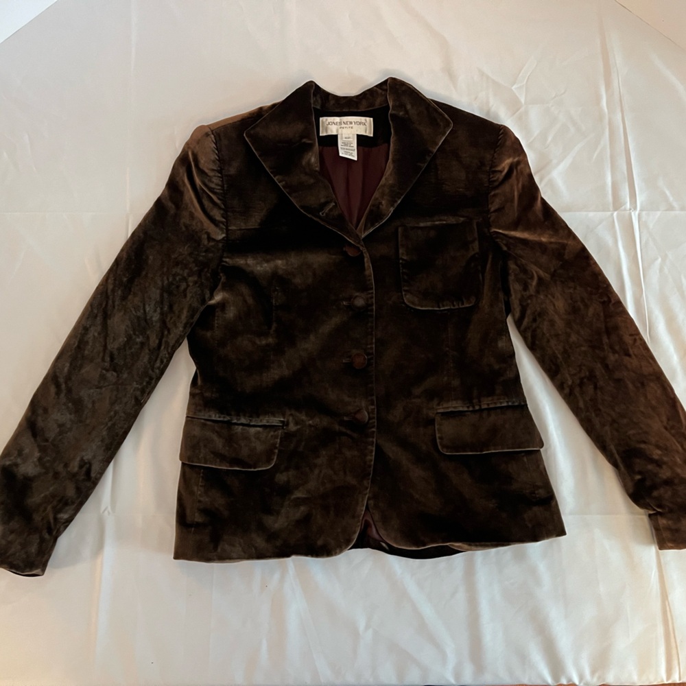 VINTAGE Jones New York Brown Velvet Blazer | Chocolate 90s Aesthetic
